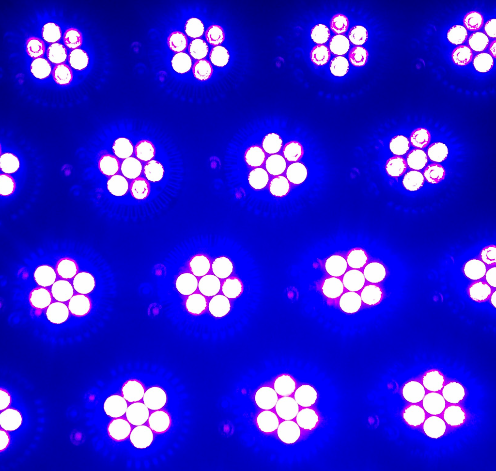 exposing emusion with led light table